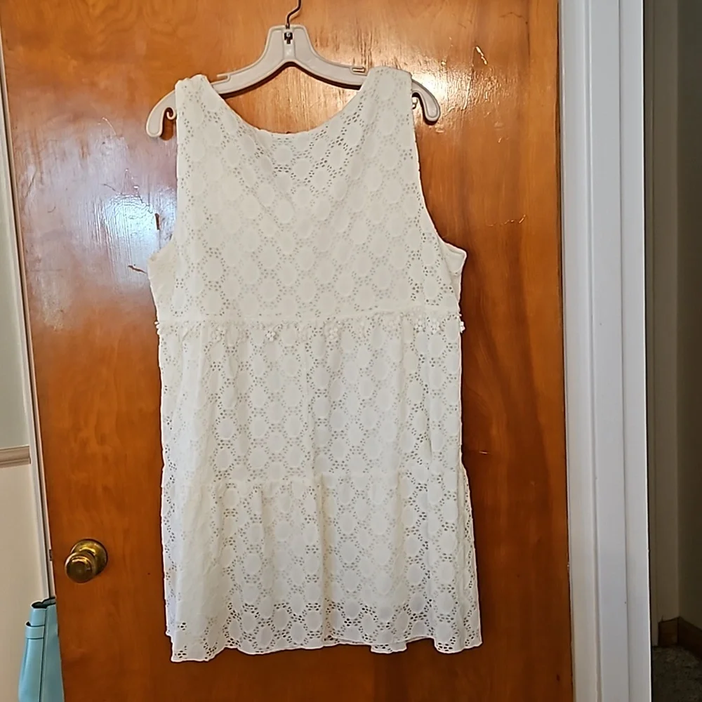 Off white summer dress or top. - Picture 2 of 7